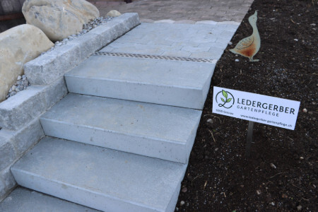 Treppe mit Betonstufen